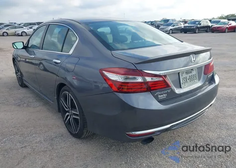 2017 Honda Accord Sport z USA, uszkodzony, nr VIN 1HGCR2F54HA104144